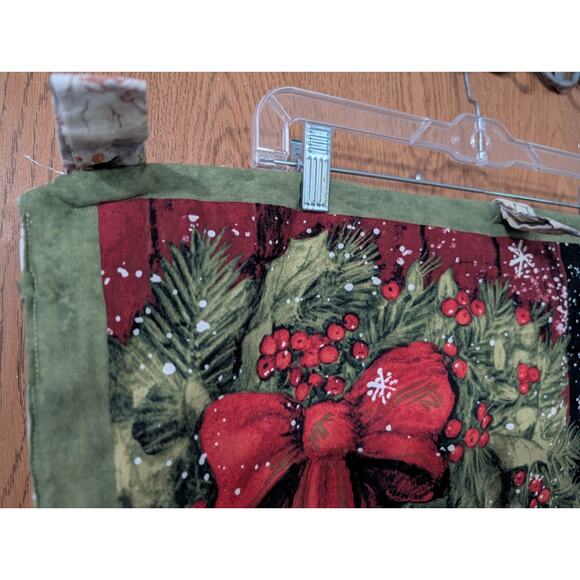 STUNNING Handmade Christmas Horse Reversible Quilt Curtain Flag 31" x 23" - Picture 2 of 13